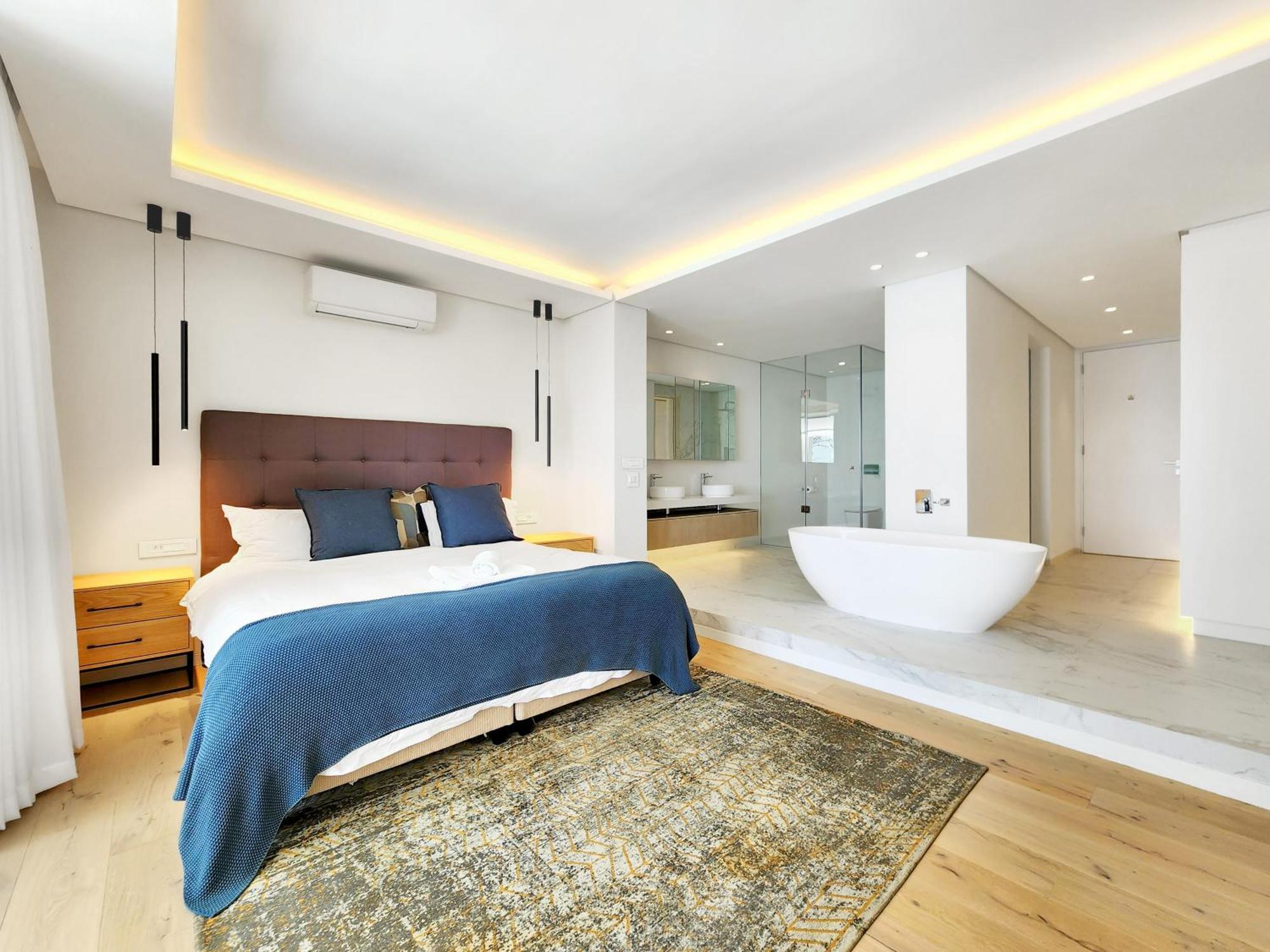 Ocean Bantry Bay - Private Pool, Sea View, Newly Refurb Apartment Cape Town