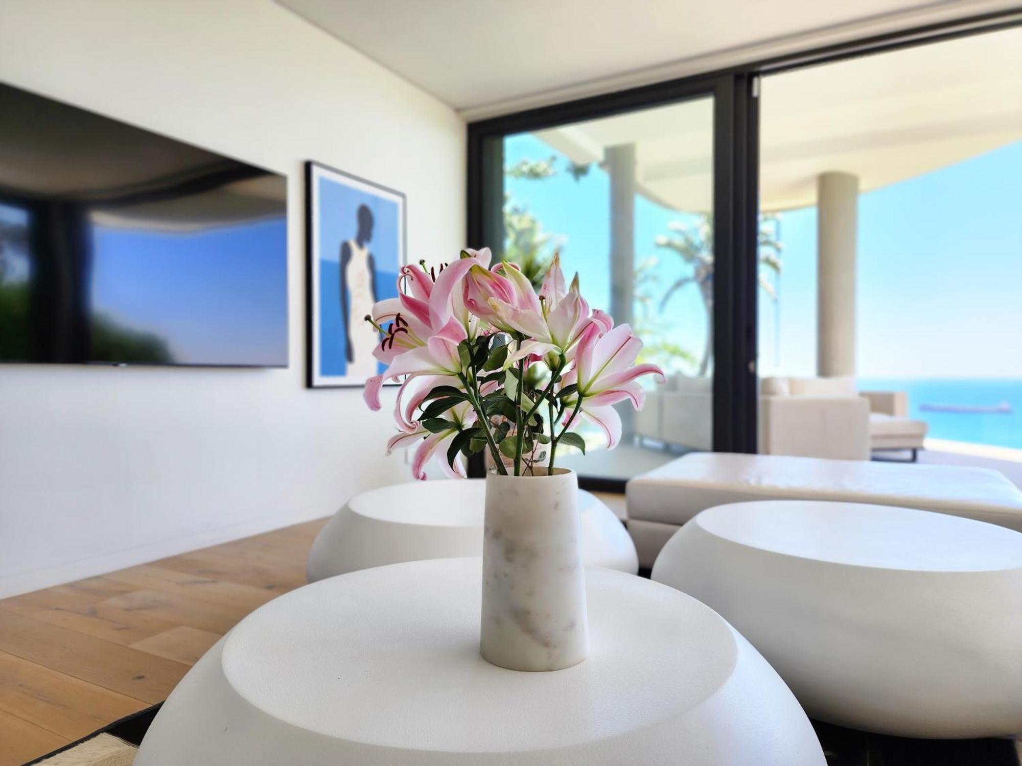 Apartment Ocean Bantry Bay - Private Pool, Sea View, Newly Refurb