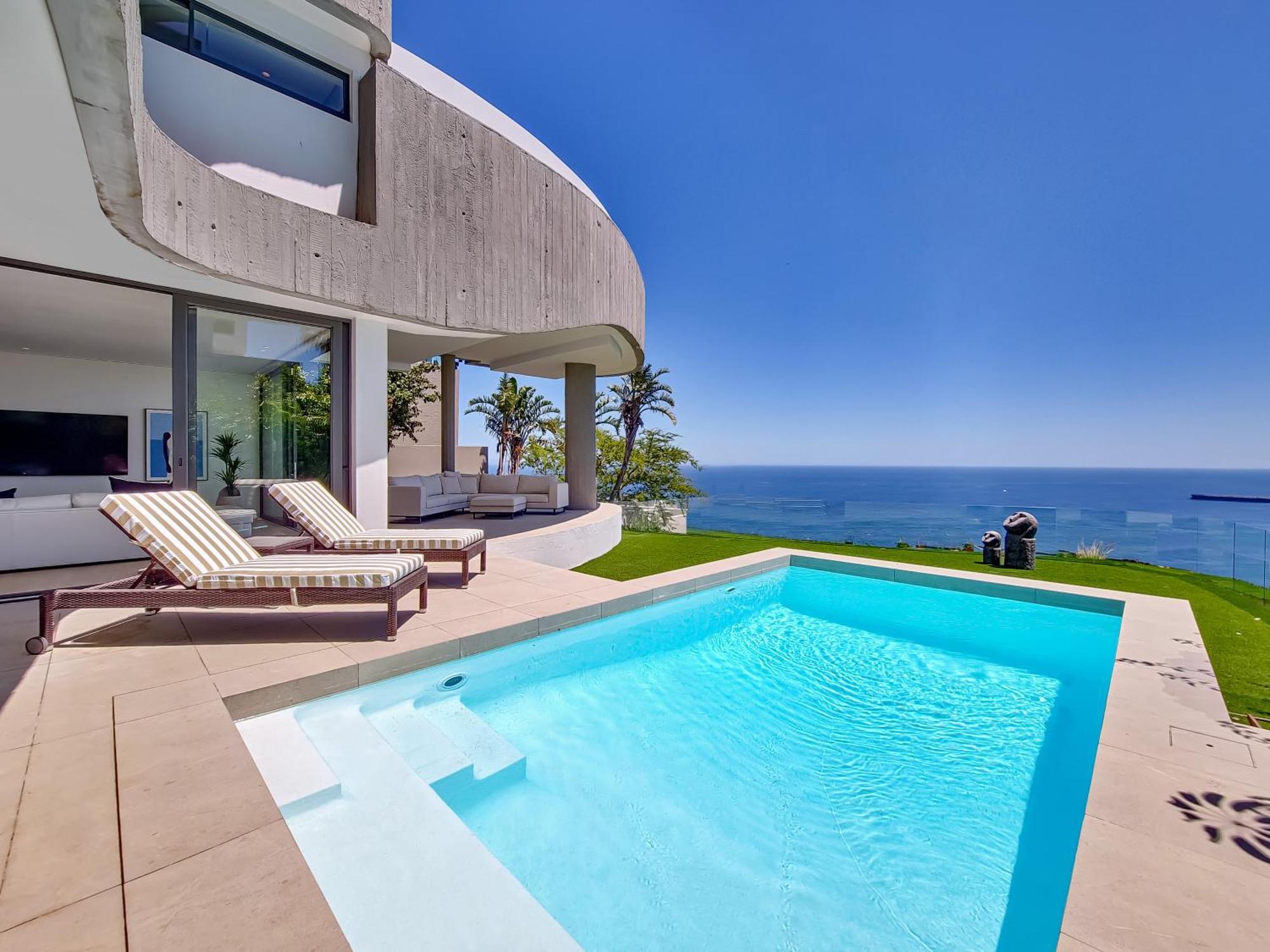 Apartment Ocean Bantry Bay - Private Pool, Sea View, Newly Refurb Cape Town