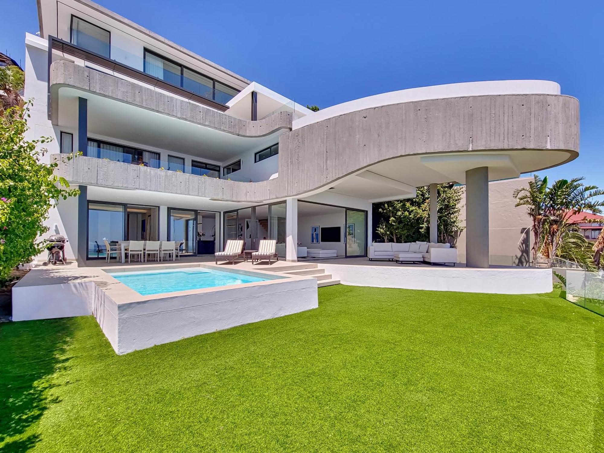 Ocean Bantry Bay - Private Pool, Sea View, Newly Refurb